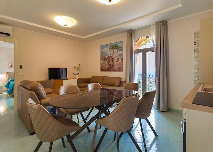 Luigi E Rachele 3* Ravello